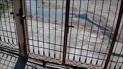 Vecinos de Sabinas exigen solución inmediata a drenaje colapsado