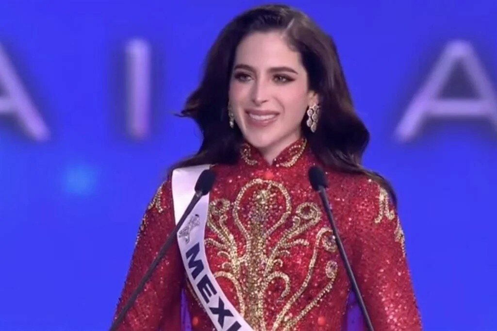 Fátima Bosch, de México, gana la corona de Miss Universo 2025