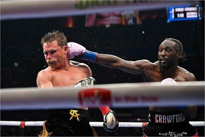 Canelo Álvarez busca revancha contra Crawford para 2026