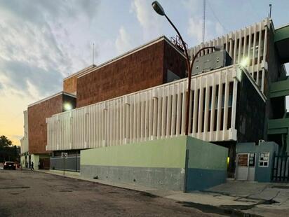 Menor resulta lesionado por pirotecnia en sector popular y es atendido en el IMSS