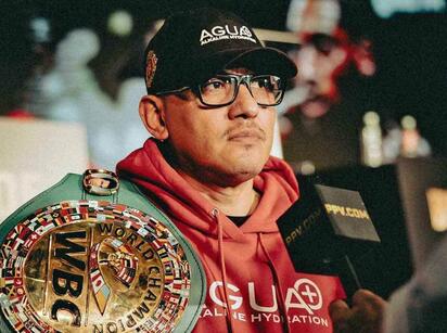 Padre de Benavidez: 'Canelo Álvarez está acabado'