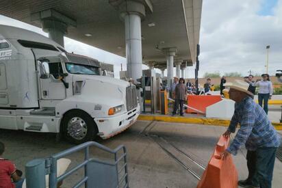 Segob convoca a diálogo urgente por mega paro de productores y transportistas