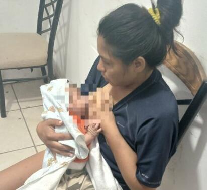 Madre niega abandono y pide recuperar a su bebé hallado en un terreno baldío 