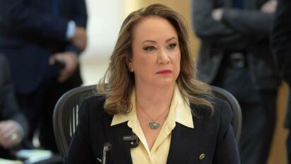 Yasmín Esquivel alerta por alza de violencia digital