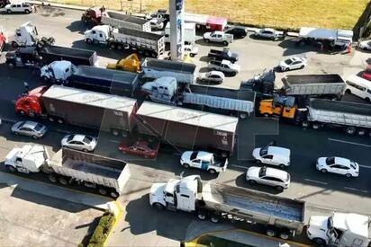 Fracasa diálogo por bloqueos; transportistas acusan 'vaciladas'