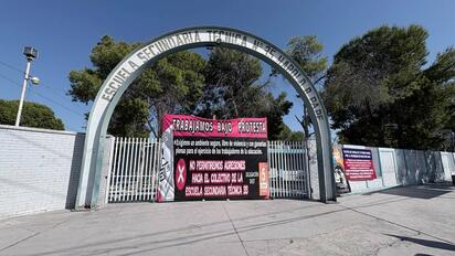 Alumno agresor seguirá en la secundaria pese a inconformidad docente