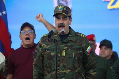Maduro pide a la Aviación venezolana estar lista y preparada ante cualquier amenaza