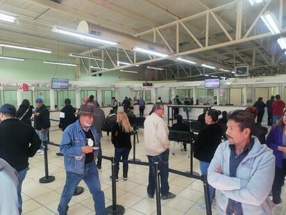 La Administración Fiscal local entregó 4,700 placas durante campaña del Buen Fin por el gobierno estatal