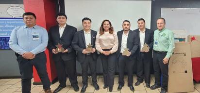 Estudiantes de la UTRC triunfan en concurso Lean Challenge 2025