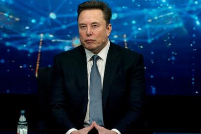 Elon Musk lanza dura advertencia tras millonaria multa de la Unión Europea