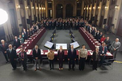 Sheinbaum encabeza Asamblea 139 del Infonavit en Palacio
