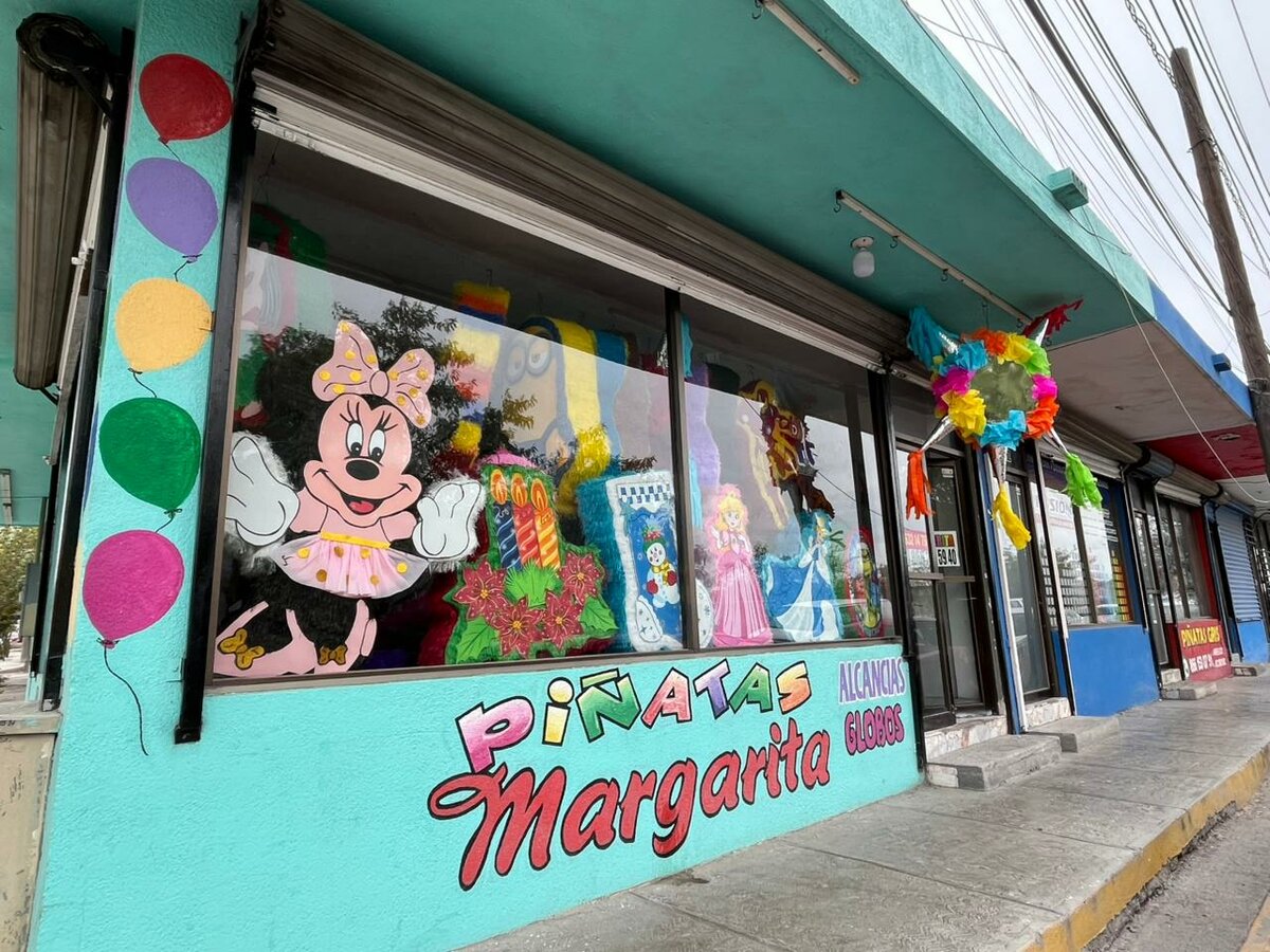 piñatas