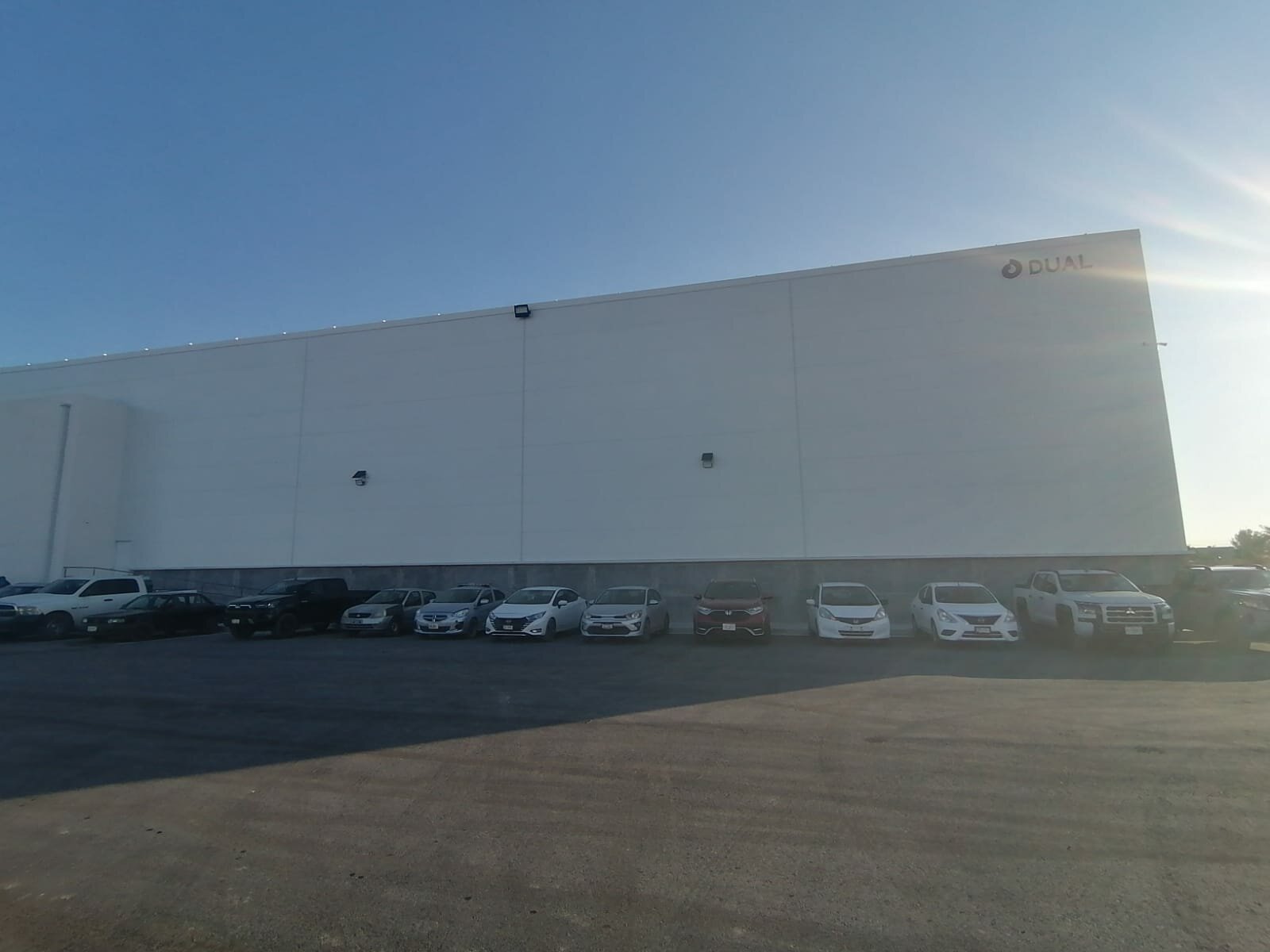 6939e359db91a.jpg