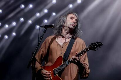 Muere Robe Iniesta, líder de Extremoduro, a los 63 años