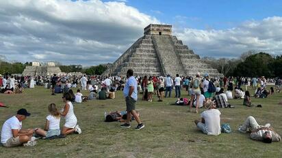 Turismo en México crece 11% interanual en octubre de 2025