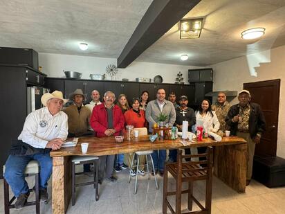 Coahuila refuerza apoyo económico y cultural para artesanos y comerciantes locales