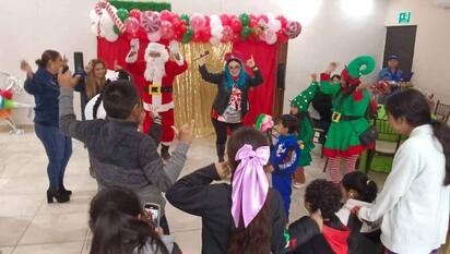 Niños y niñas especiales celebran 15 años de la Fundación Unidos por un Ángel