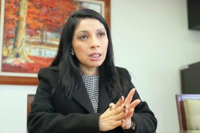 Sheinbaum nombra a Esthela Damián consejera jurídica