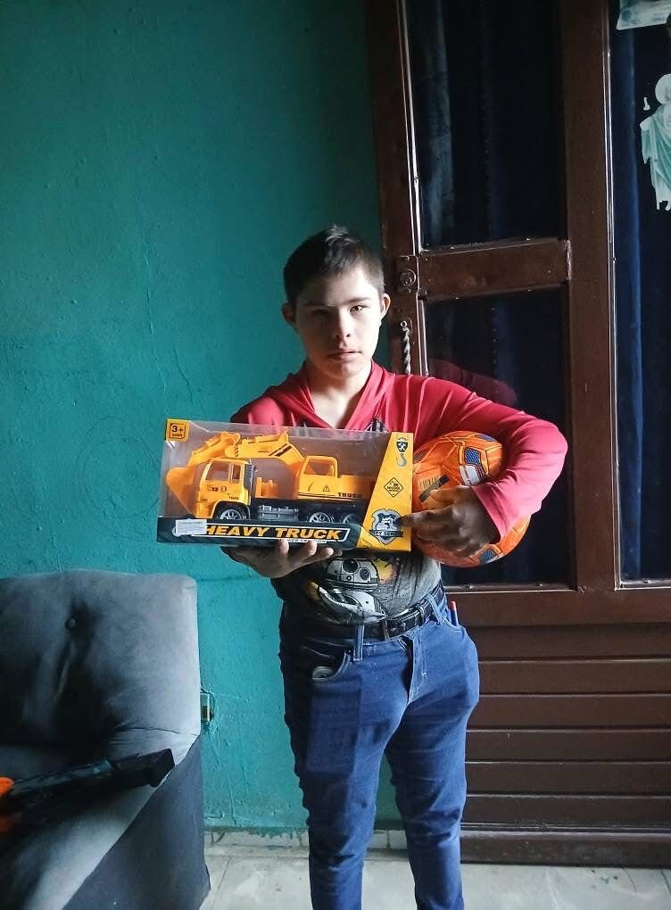 El pequeño Yair 