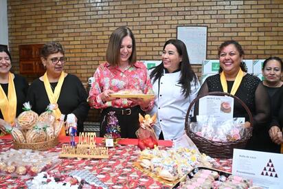 Sari Pérez clausura dos cursos de capacitación para mujeres fronterenses
