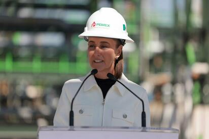 Sheinbaum destaca recuperación de la capacidad de refinación de Pemex