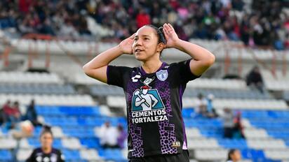 Charlyn Corral, goleadora mundial por tercer año consecutivo