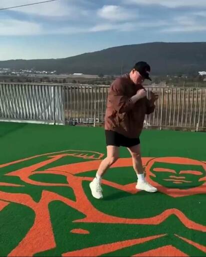 'Canelo' Álvarez regresa a entrenamientos tras cirugía de codo