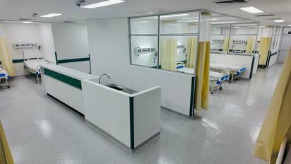 IMSS traslada pacientes a nueva área de Urgencias en clínica 7
