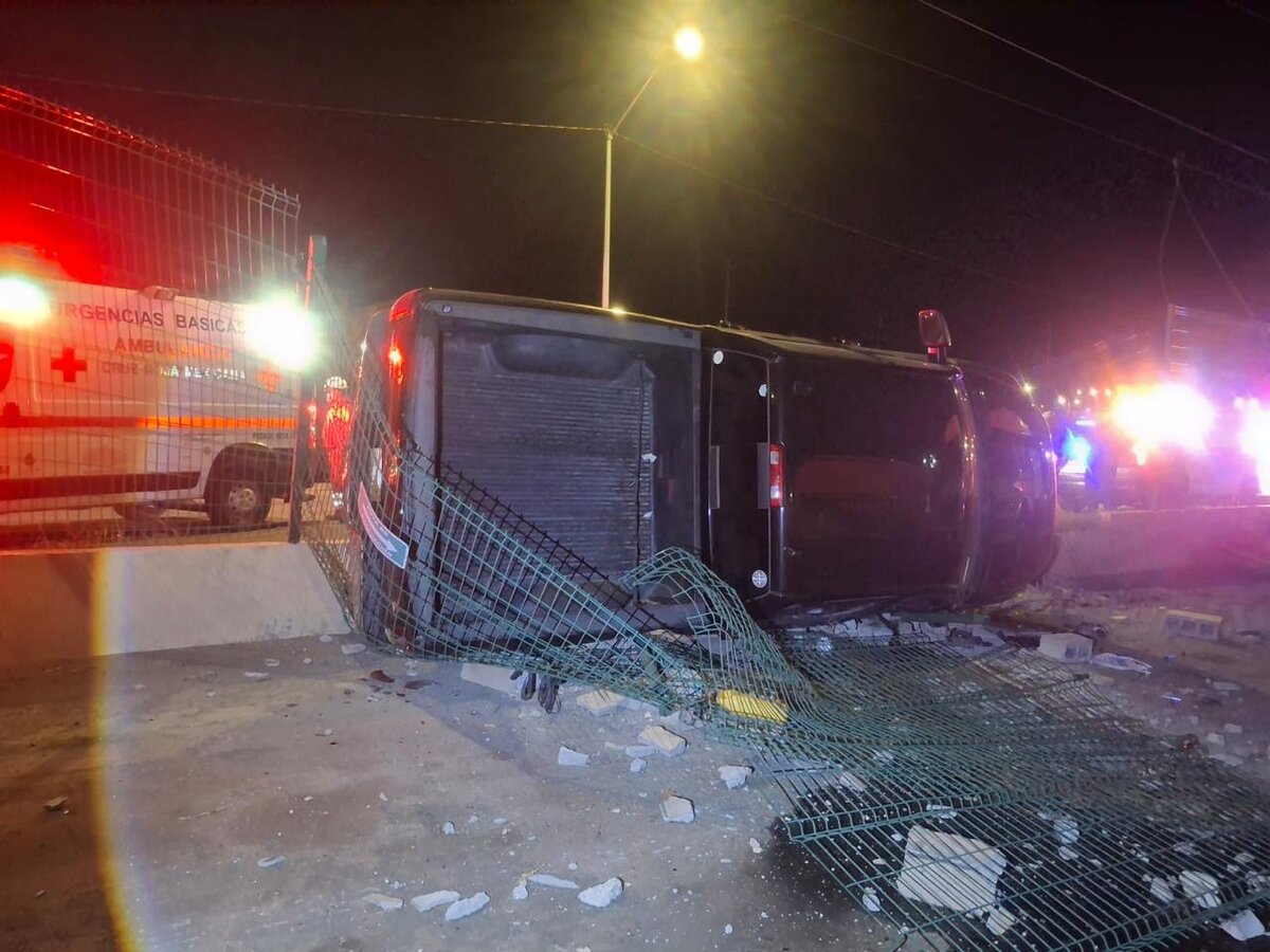accidente : El percance ocurrió alrededor de la 1:50 horas en el cruce de las calles Joaquín Herrera y Talamantes