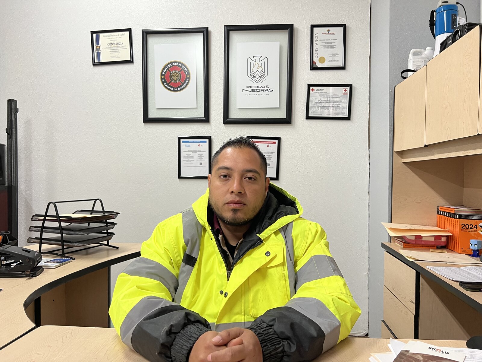 Bomberos de Piedras Negras refuerzan acciones de prevención ante las bajas temperaturas