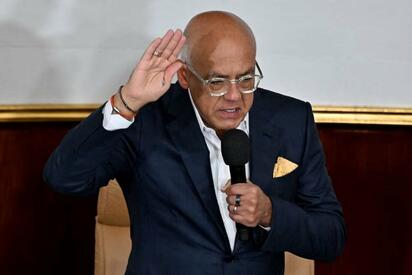 Venezuela aprueba reforma petrolera para abrir sector a privados