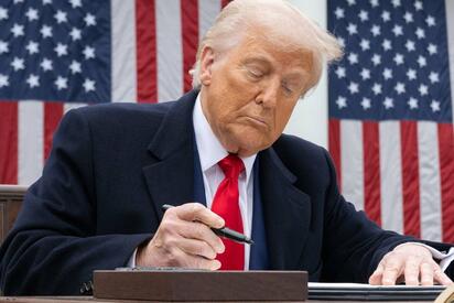 Diputados y organizaciones rechazan aranceles de Trump por envío de petróleo a Cuba