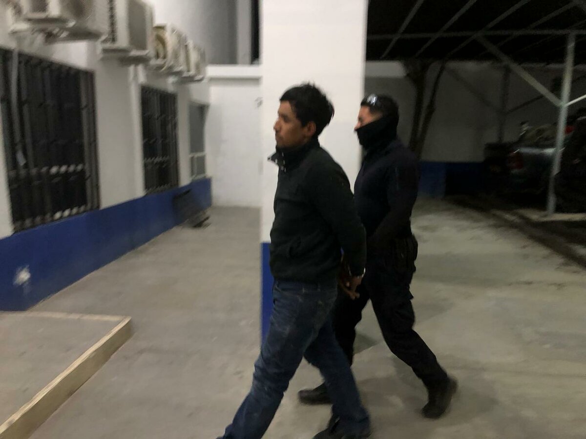 Aseguran a joven armado con cuchillo por alterar el orden en colonia San Salvador