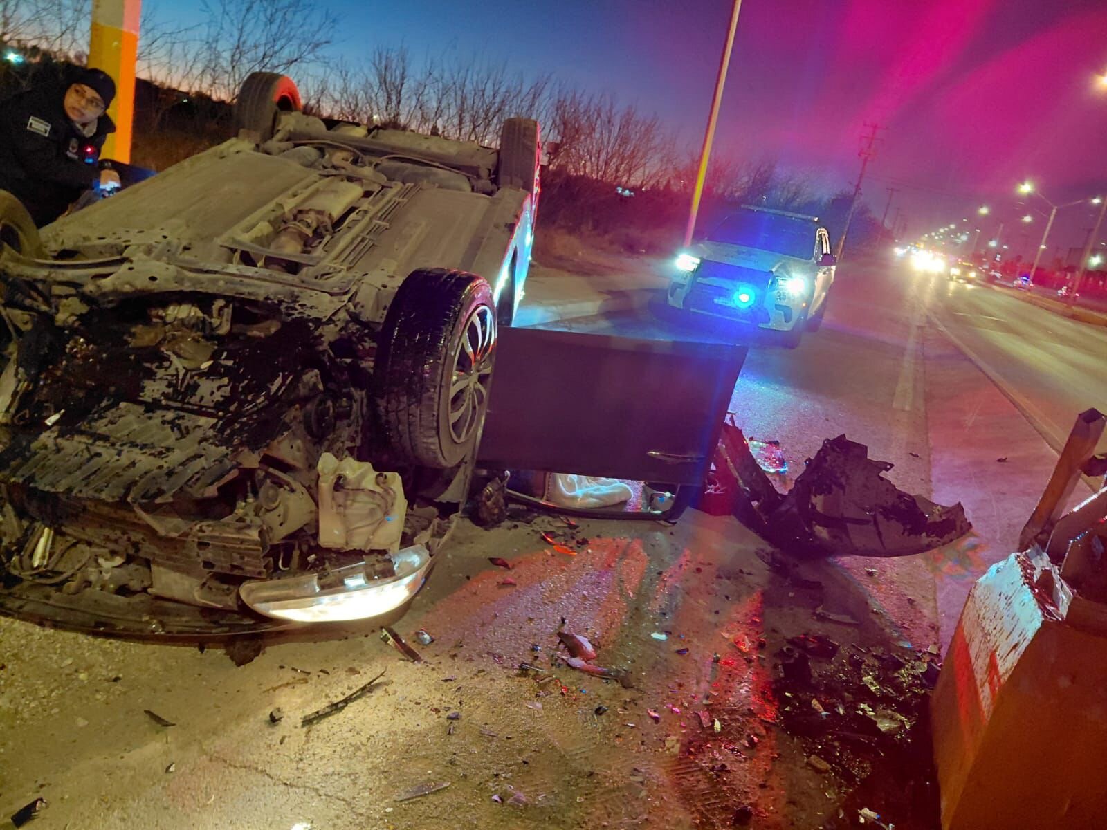 accidente : El accidente fue protagonizado por un automóvil Nissan Sentra.
