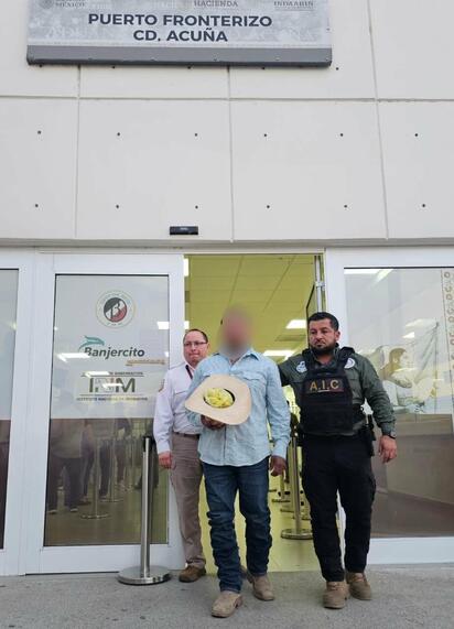 Detienen en Jiménez a ciudadano estadounidense buscado por delitos violentos y lo entregan a autoridades de EU