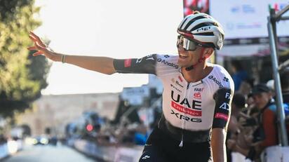 Isaac del Toro arranca la temporada con el UAE Tour 