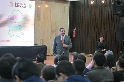 Monclova promueve oportunidades médicas ante residentes del IMSS en Torreón