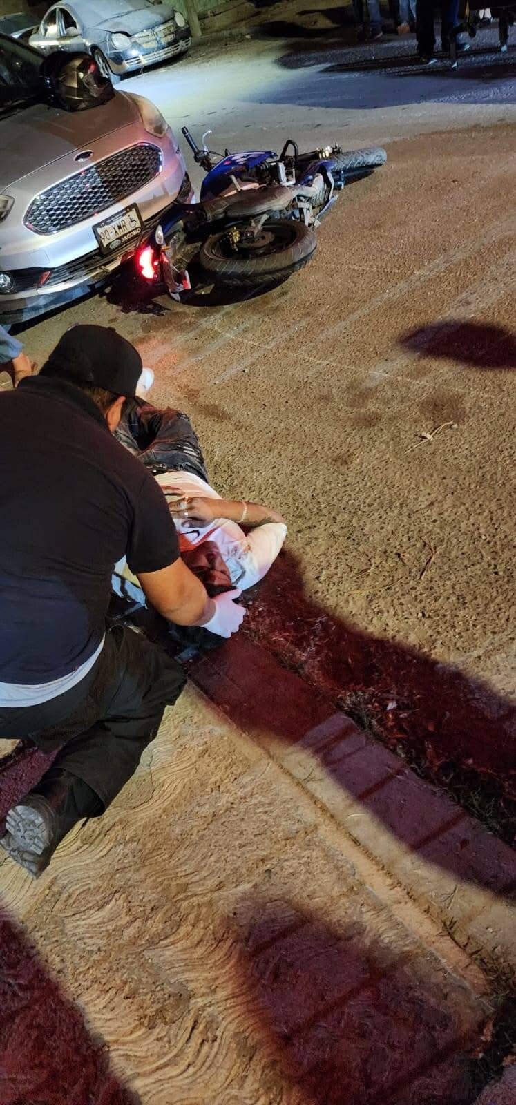 accidente : De acuerdo con los primeros reportes, el conductor circulaba por el sector cuando no logró advertir la excavación.