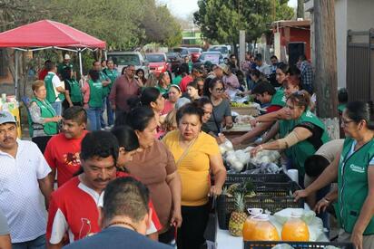 Mercadito Mejora ofrece productos y servicios gratuitos