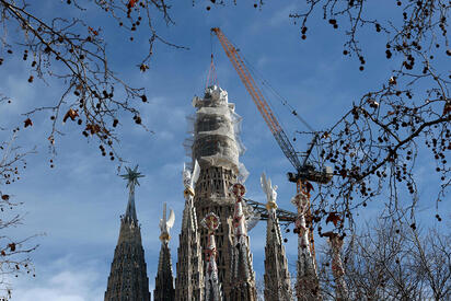 La Sagrada Familia, de Gaudí, alcanza su altura máxima