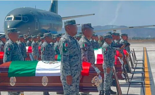Defensa rinde honores fúnebres a militares caídos en Jalisco