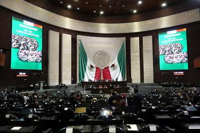 Sheinbaum propone que plurinominales sean electos por voto