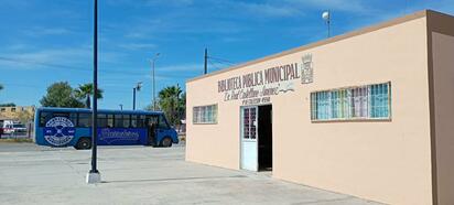 Gobierno de Múzquiz rehabilita plaza y biblioteca en Barroterán
