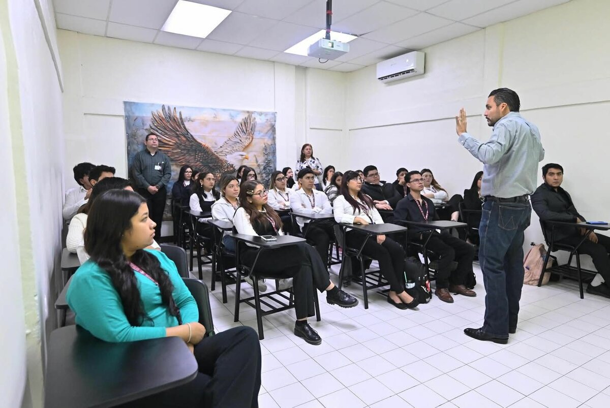 Carlos Villarreal