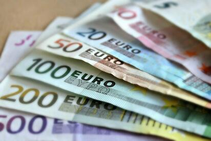 Euro cae ante incertidumbre por acuerdo entre EEUU e Irán