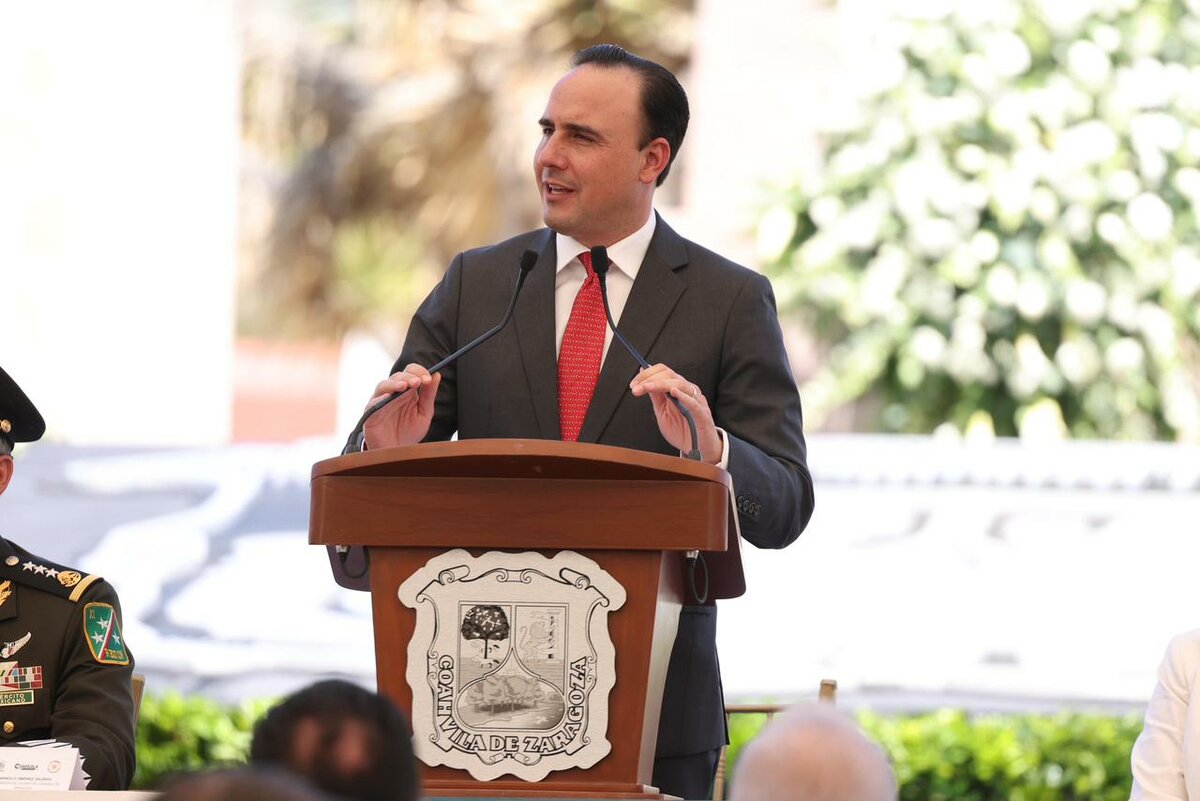 Coahuila: Preside Manolo Jiménez la ceremonia con la que se conmemoró el 113 aniversario de la firma del Plan de Guadalupe.