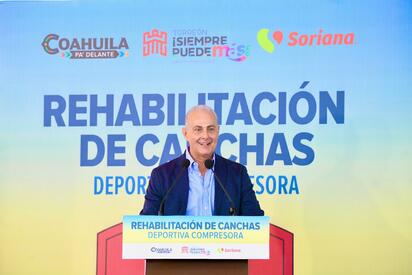 Román Alberto Cepeda entrega rehabilitación de 4 canchas de básquetbol en la Deportiva Compresora