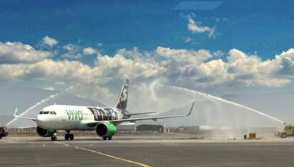 Llega a Saltillo el primer vuelo directo de Cancún 