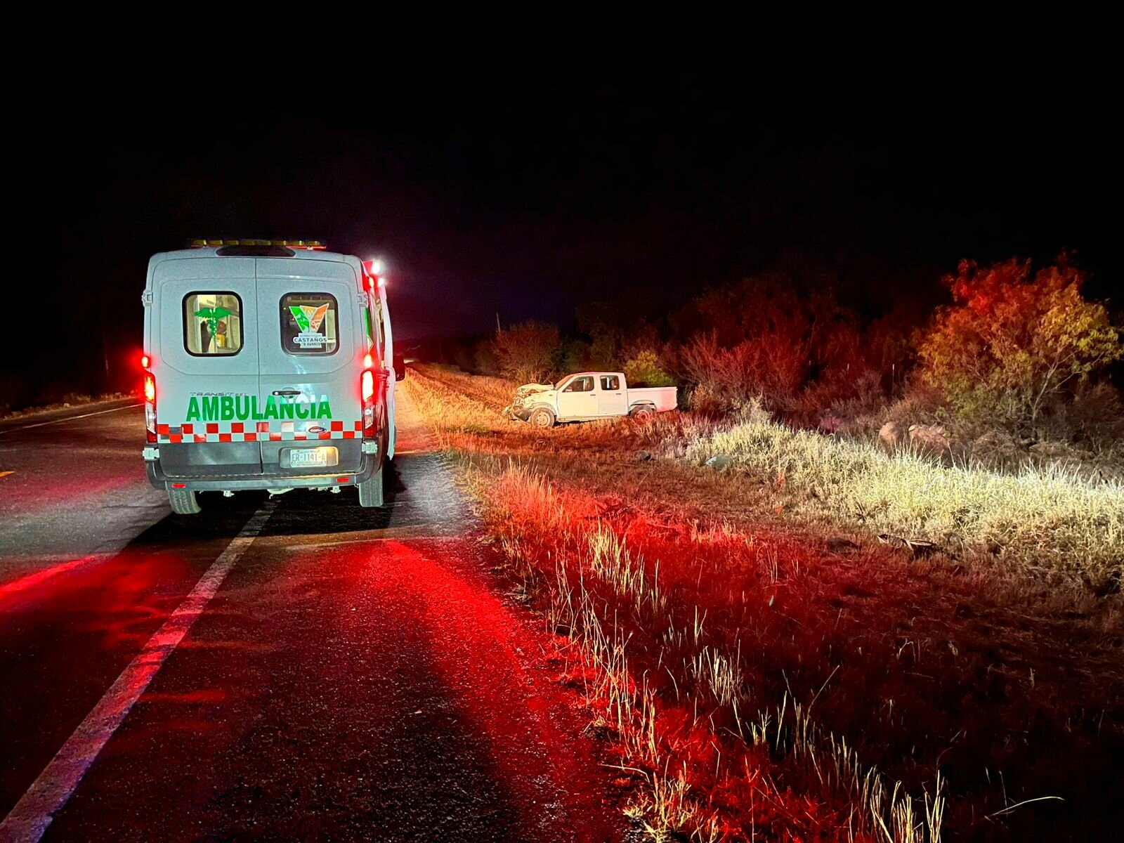 Accidente carretero: Rescatistas confirman muerte; presumen identidad y origen del vehículo