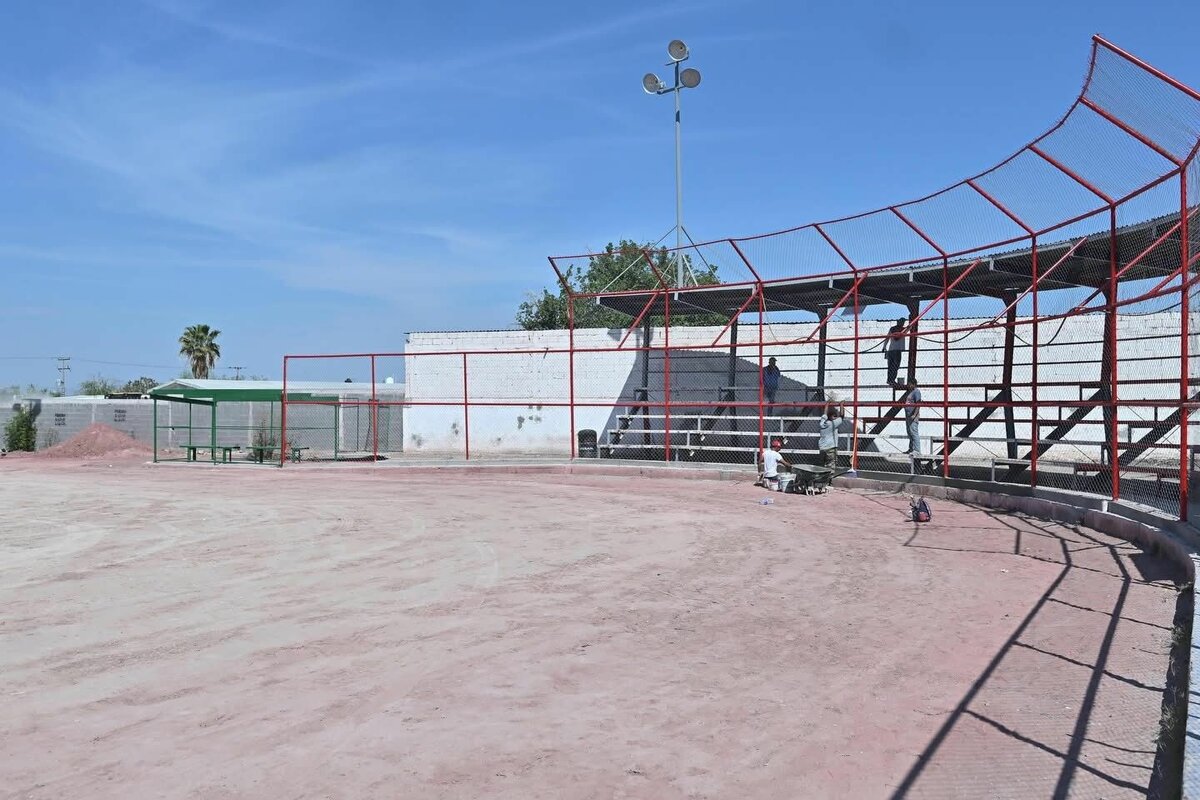 Rehabilitación del Campo Pericos avanza para fortalecer el deporte en la colonia Las Flores
